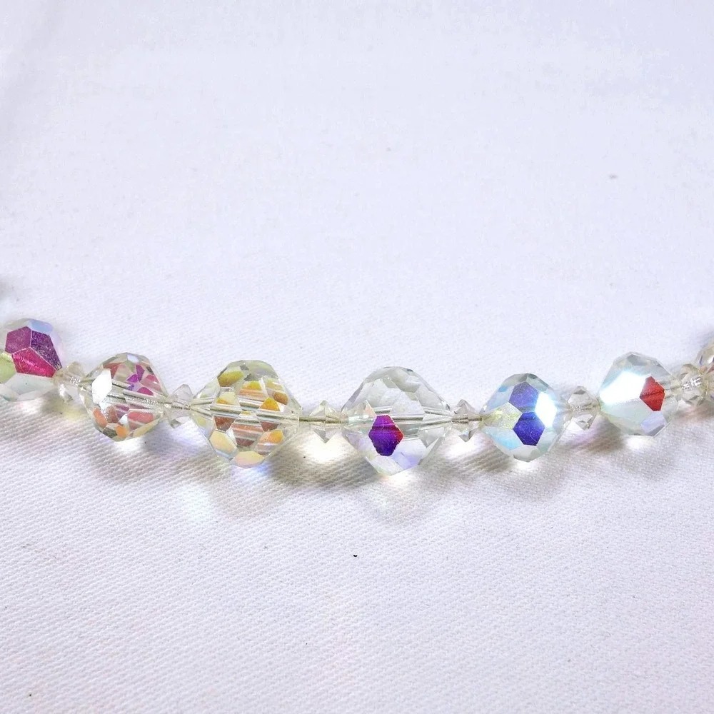 Vintage Aurora Borealis Crystal Graduated Beaded Necklace 20 Inch Clear AB